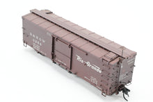 Load image into Gallery viewer, HOn3 Blackstone Models D&RGW - Denver & Rio Grande Western 30' Box Car Flying Grande Herald No. 3256