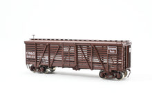 Load image into Gallery viewer, HO Brass CIL - Challenger Imports CB&Q - Burlington Route Class SM-16 36' Stock Car FP No. 59103