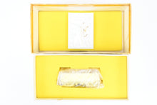 Load image into Gallery viewer, HO Brass Oriental Limited GN - Great Northern Water Car X3207