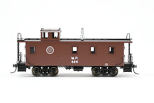 Load image into Gallery viewer, HO Brass OMI - Overland Models, Inc. MP - Missouri Pacific Wood-Side Caboose F/P #825