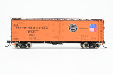 Load image into Gallery viewer, HO Brass CIL - Challenger Imports PFE - Pacific Fruit Express R-40-25 Refrigerator Car FP #2627