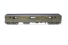 Load image into Gallery viewer, HO NEW Brass TCY - The Coach Yard SP - Southern Pacific HW Horse-Baggage Class 70-BH-3 FP SP Dark Olive No. 7224
