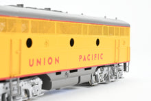 Load image into Gallery viewer, HO Brass Oriental Limited UP - Union Pacific EMD F3A/F3B/F3B/F3A PH II/I/I/II 1500 HP 4-Unit Set FP