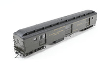 Load image into Gallery viewer, HO NEW Brass TCY - The Coach Yard SP - Southern Pacific HW Horse-Baggage Class 70-BH-3 FP SP Dark Olive No. 7224