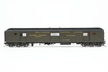 Load image into Gallery viewer, HO NEW Brass TCY - The Coach Yard SP - Southern Pacific HW Horse-Baggage Class 70-BH-3 FP SP Dark Olive No. 7227