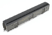 Load image into Gallery viewer, HO NEW Brass TCY - The Coach Yard SP - Southern Pacific HW Horse-Baggage Class 70-BH-3 FP SP Dark Olive No. 7227