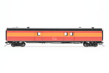 Load image into Gallery viewer, HO Brass UTI - Union Terminal Imports SP - Southern Pacific Economy Baggage Car Business Train Version FP Daylight