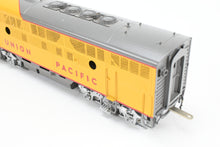Load image into Gallery viewer, HO Brass Oriental Limited UP - Union Pacific EMD F3A/F3B/F3B/F3A PH II/I/I/II 1500 HP 4-Unit Set FP