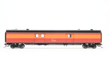 Load image into Gallery viewer, HO Brass UTI - Union Terminal Imports SP - Southern Pacific Economy Baggage Car Business Train Version FP Daylight