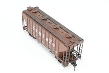 Load image into Gallery viewer, HO Brass OMI - Overland Models, Inc. ATSF - Santa Fe P/S 2-Bay Covered Hopper CP #350099