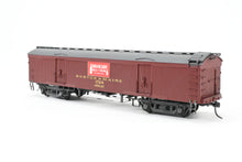 Load image into Gallery viewer, HO Resin Funaro & Camerlengo B&M – Boston & Maine 50’ Wood Milk Car Custom Built & Painted No. 1724 Brookside Milk & Cream REBOXX
