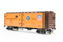 Load image into Gallery viewer, HO Brass CIL - Challenger Imports PFE - Pacific Fruit Express R-40-23 Steel Refrigerator Car FP #7811