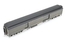 Load image into Gallery viewer, HO NEW Brass TCY - The Coach Yard CB&Q - Burlington Route HW Baggage Express BA-16 No. 1563 Factory Painted