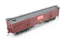 Load image into Gallery viewer, HO Resin Funaro & Camerlengo B&M – Boston & Maine 50’ Wood Milk Car Custom Built & Painted No. 1724 Brookside Milk & Cream REBOXX