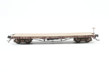 Load image into Gallery viewer, HOn3 Blackstone Models D&RGW - Denver & Rio Grande Western 30’ Flat Car Weathered No. 6095