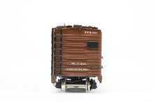 Load image into Gallery viewer, HO Brass CIL - Challenger Imports PFE - Pacific Fruit Express R-40-23 Steel Refrigerator Car FP #7811