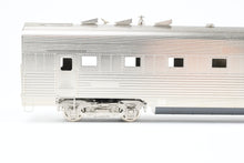 Load image into Gallery viewer, HO Brass Oriental Limited ATSF - Santa Fe "Super Chief" Car Diner Cochiti