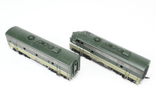 Load image into Gallery viewer, HO Brass Oriental Limited NP - Northern Pacific EMD F9A/F9B Set 1750 HP F/P Passenger Scheme
