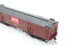 Load image into Gallery viewer, HO Resin Funaro & Camerlengo B&M – Boston & Maine 50’ Wood Milk Car Custom Built & Painted No. 1724 Brookside Milk & Cream REBOXX