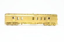 Load image into Gallery viewer, HO Brass Oriental Limited GN - Great Northern HW 60 Foot RPO #25-36