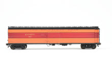 Load image into Gallery viewer, HO Brass CON Railway Classics MILW - Milwaukee Road 50' Passenger Express Boxcar Factory Painted #937