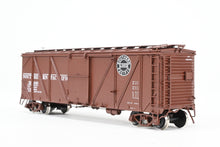 Load image into Gallery viewer, HO Brass CIL - Challenger Imports SP - Southern Pacific Class B-50-15 OB Wood Sheathed w/Hutchins Roof Box Car FP #32240