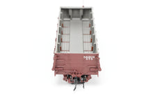 Load image into Gallery viewer, HOn3 Blackstone Models D&RGW - Denver & Rio Grande Western Drop Bottom Gondola Royal Gorge Route Herald No. 878
