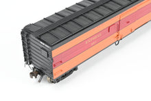 Load image into Gallery viewer, HO Brass CON Railway Classics MILW - Milwaukee Road 50' Passenger Express Boxcar Factory Painted #937
