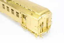 Load image into Gallery viewer, HO Brass Oriental Limited GN - Great Northern HW 60 Foot RPO #25-36