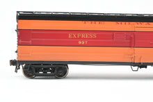 Load image into Gallery viewer, HO Brass CON Railway Classics MILW - Milwaukee Road 50' Passenger Express Boxcar Factory Painted #937