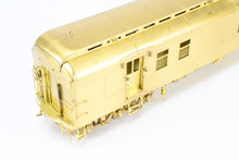 Load image into Gallery viewer, HO Brass Oriental Limited GN - Great Northern HW 60 Foot RPO #25-36