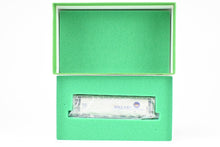 Load image into Gallery viewer, HO Brass OMI - Overland Models, Inc. WAB - Wabash Cylindrical Covered Hopper HC-60 CP Wabash #32967