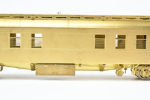 Load image into Gallery viewer, HO Brass Oriental Limited GN - Great Northern HW 60 Foot RPO #25-36