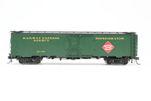 Load image into Gallery viewer, HO Brass CIL - Challenger Imports REA - Railway Express Agency 52' Steel Express Refrigerator Car FP Later Scheme