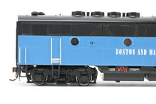 Load image into Gallery viewer, HO Athearn Genesis B&M – Boston & Maine EMD F2-A/F2-B Passenger Set Tsunami2 DCC & Sound