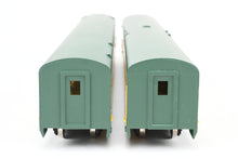 Load image into Gallery viewer, HO Brass NPP - Nickel Plate Products C&NW - Chicago & Northwestern Baggage & Parlor Car Set Factory Painted