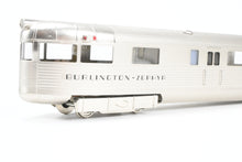 Load image into Gallery viewer, HO Brass CIL - Challenger Imports CB&Q - Burlington Route Pioneer Zephyr 4-Car Set Early Version FP