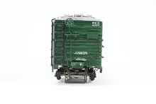 Load image into Gallery viewer, HO Brass CIL - Challenger Imports REA - Railway Express Agency 52' Steel Express Refrigerator Car FP Delivery Scheme