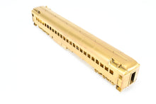 Load image into Gallery viewer, HO Brass Oriental Limited GN - Great Northern Modernized Heavyweight First Class Coach 950-961 1935 Empire Builder