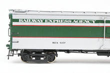 Load image into Gallery viewer, HO Brass CIL - Challenger Imports REA - Railway Express Agency 52' Steel Express Refrigerator Car FP Delivery Scheme
