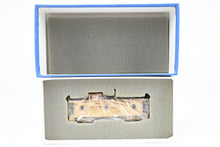 Load image into Gallery viewer, HO Brass Hallmark Models MP - Missouri Pacific Standard Wood Caboose Series 935-954