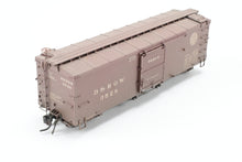 Load image into Gallery viewer, HOn3 Blackstone Models D&RGW - Denver & Rio Grande Western 30' Box Car Moffat Tunnel No. 3528 Weathered DAMAGED BRAKE WHEEL