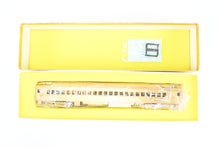 Load image into Gallery viewer, HO Brass Oriental Limited GN - Great Northern Modernized Heavyweight First Class Coach 950-961 1935 Empire Builder