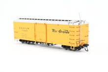 Load image into Gallery viewer, HOn3 Blackstone Models D&RGW - Denver & Rio Grande Western 30' Box Car Flying Grande Herald Silverton Scheme No. 3468
