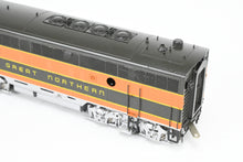 Load image into Gallery viewer, HO Brass Oriental Limited GN - Great Northern EMD F3A/F3B 1500 HP Phase II/III FP Passenger Scheme