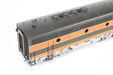 Load image into Gallery viewer, HO Brass Oriental Limited GN - Great Northern EMD F3A/F3B 1500 HP Phase II/III FP Passenger Scheme