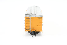 Load image into Gallery viewer, HOn3 Blackstone Models D&RGW - Denver & Rio Grande Western 30' Box Car Flying Grande Herald Silverton Scheme No. 3468