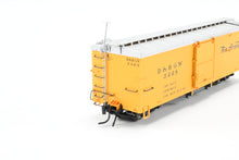 Load image into Gallery viewer, HOn3 Blackstone Models D&RGW - Denver & Rio Grande Western 30' Box Car Flying Grande Herald Silverton Scheme No. 3468