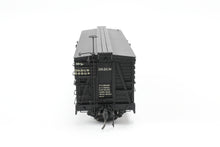 Load image into Gallery viewer, HOn3 Blackstone Models D&RGW - Denver & Rio Grande Western 5500 Series 30' Double Deck Stock Car No. 5690