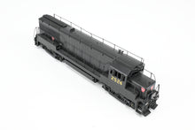 Load image into Gallery viewer, HO Brass Oriental Limited PRR – Pennsylvania Railroad GE U25B 2500 HP Low Hood (Early) w/ Trainphone Antennae FP